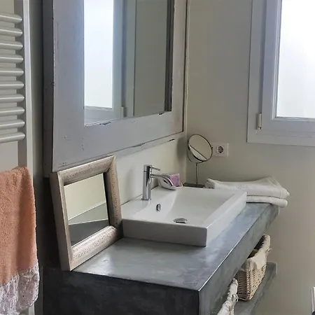 Casa Tomasi Jg * פאלס